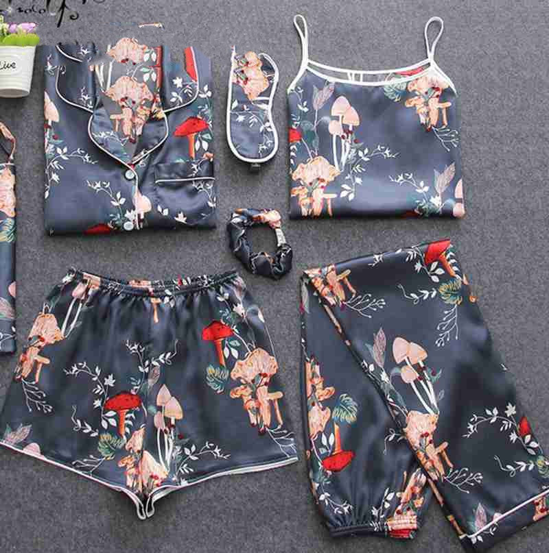 Satin Fantasy Pajamas 7 pieces Set
