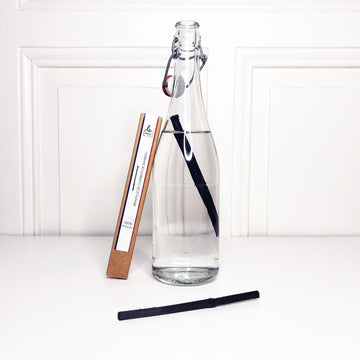 Fine French bamboo charcoal: twigs