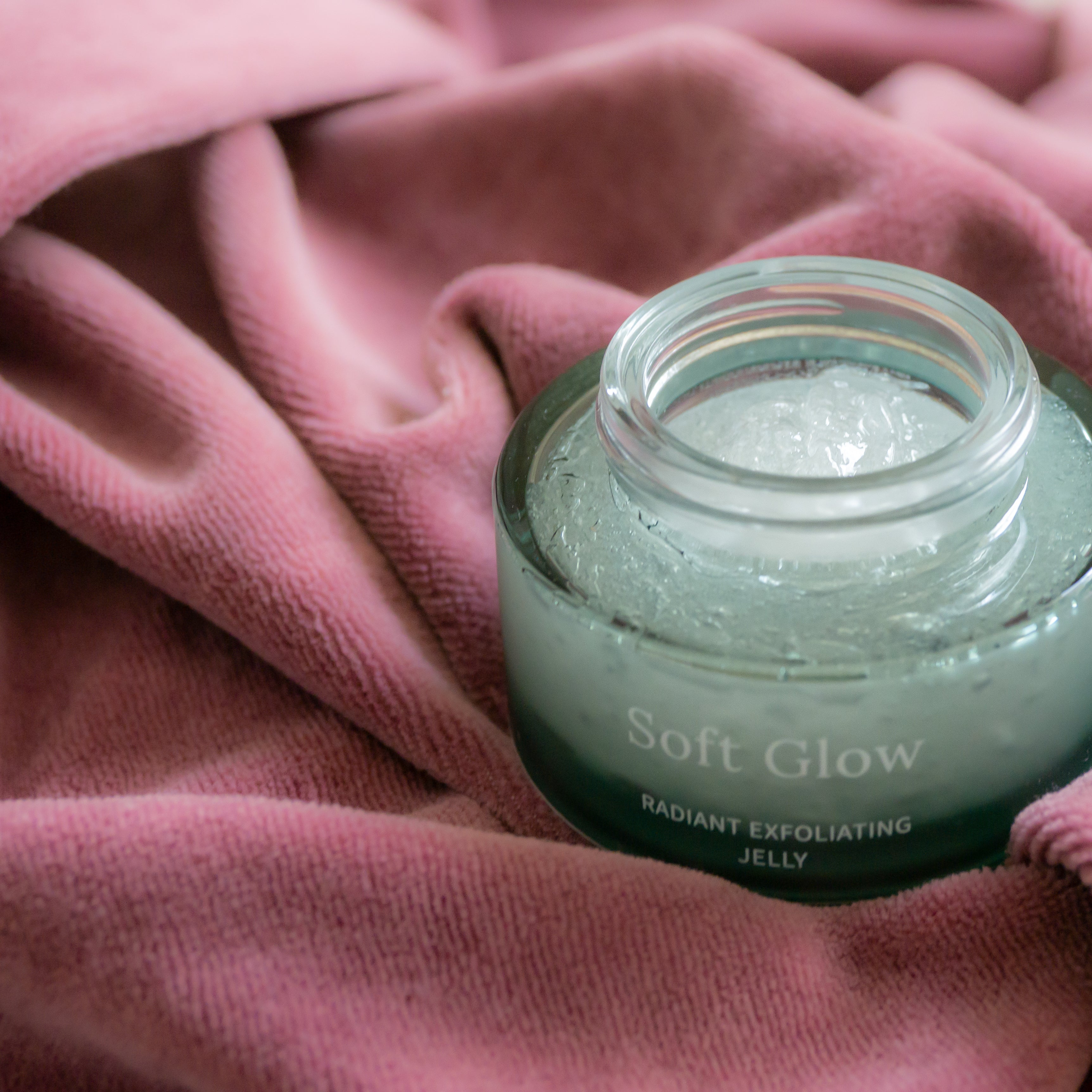 Soft Glow Radiant Exfoliating Jelly - 50ml-7